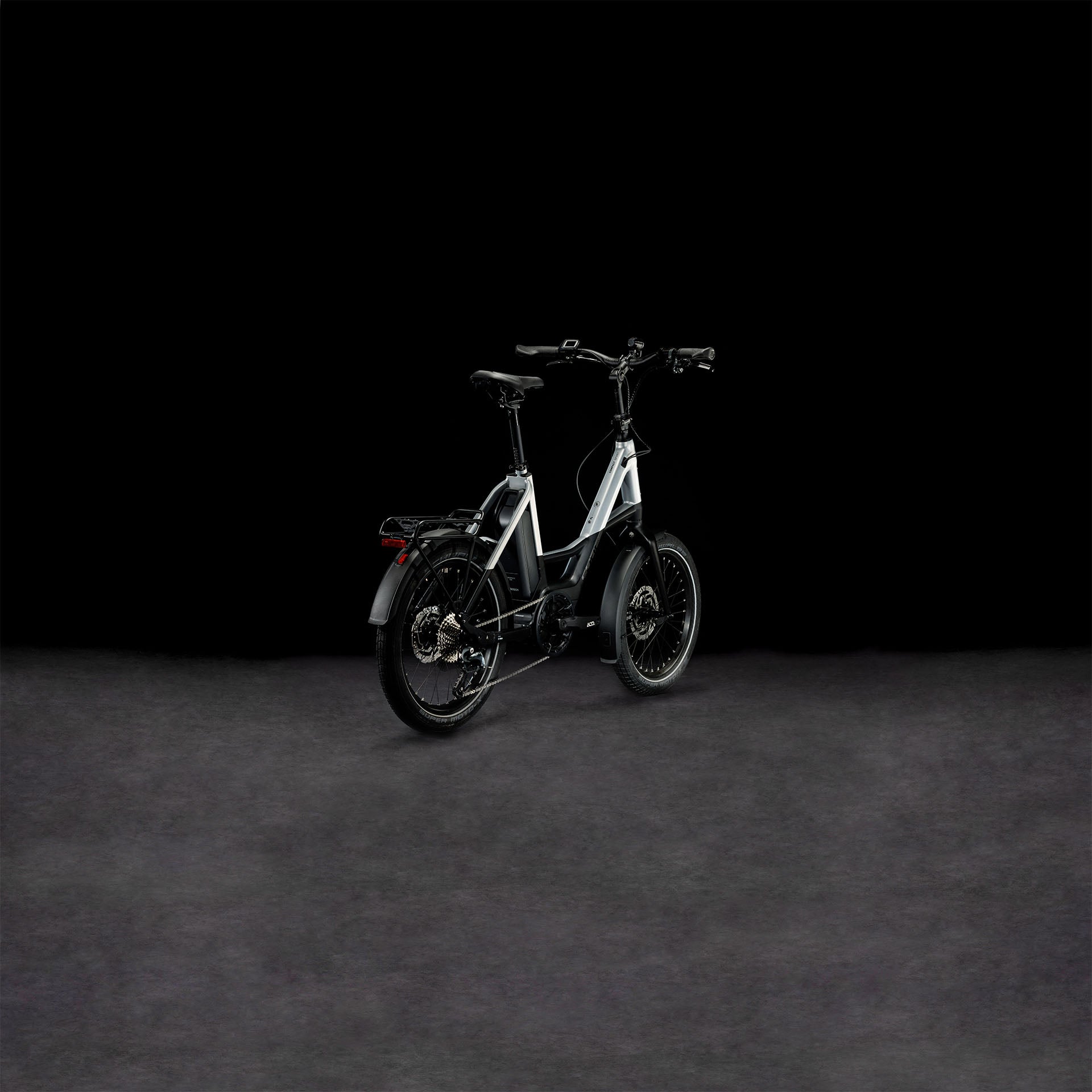 CUBE Compact Sport Hybrid 500 black´n´polarsilver