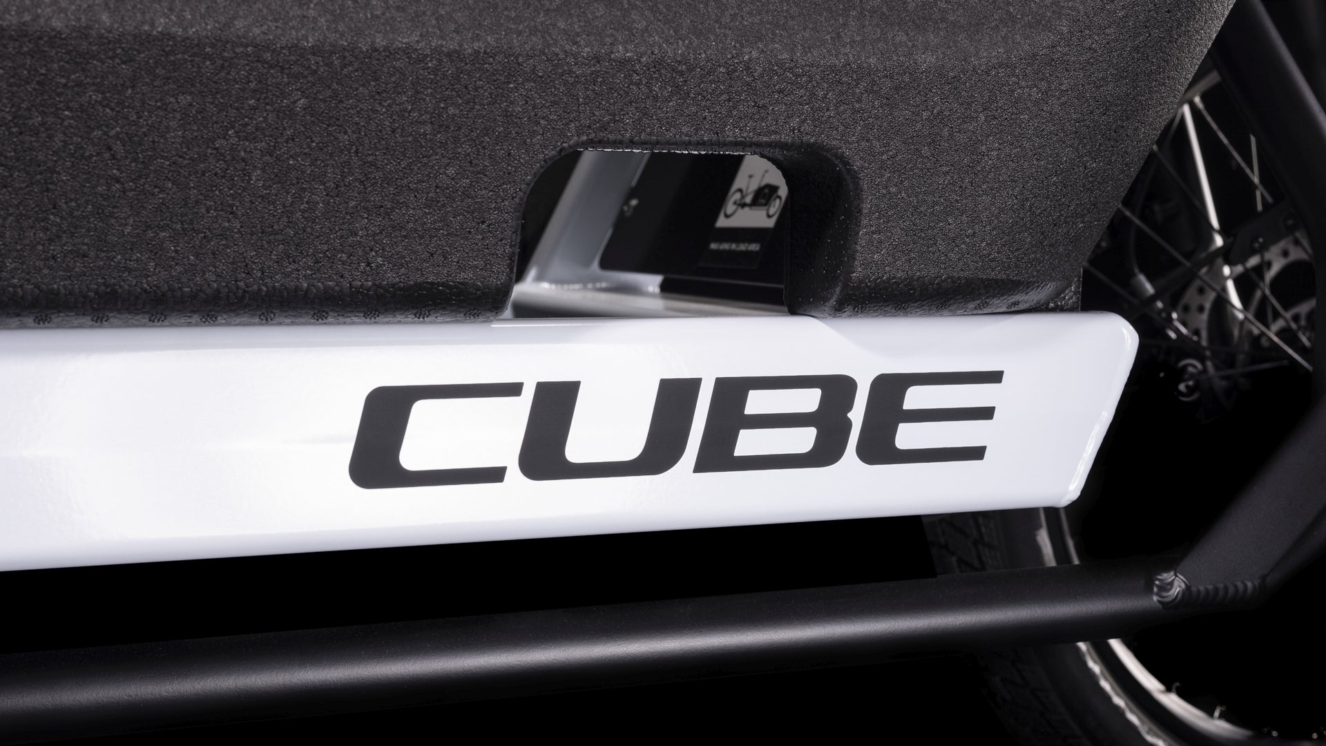 CUBE Cargo Dual Hybrid 1000 flashwhite´n´black