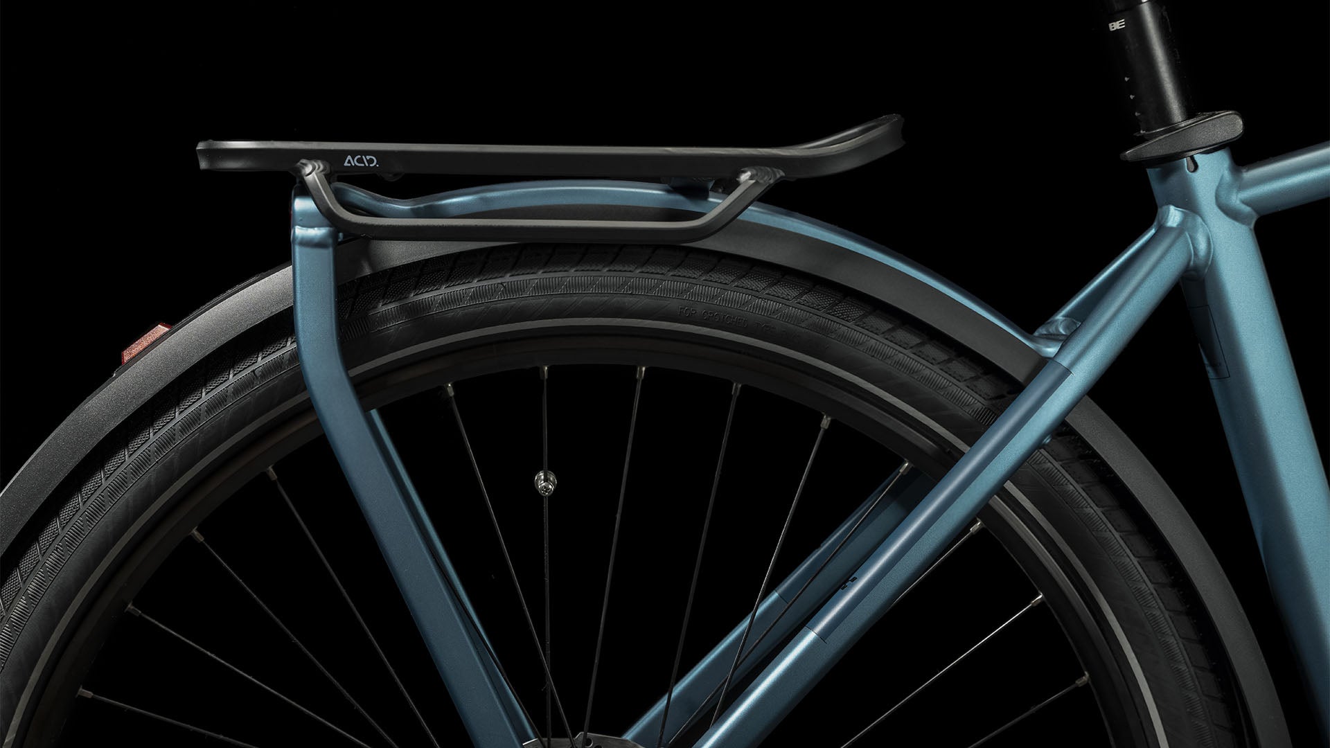 CUBE Kathmandu Hybrid ONE 750 blue´n´black