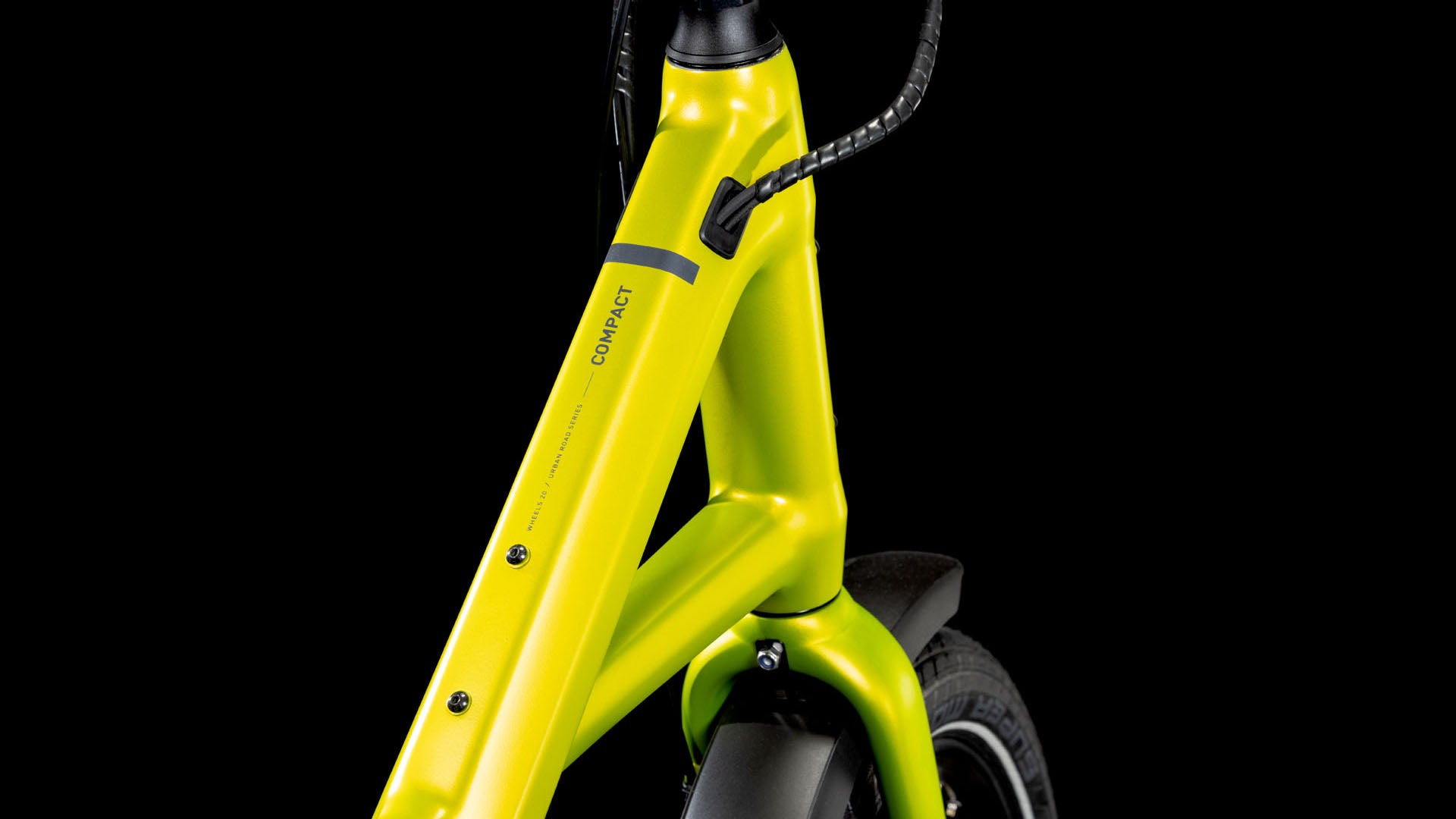 CUBE Compact Hybrid 500 lizard´n´reflex